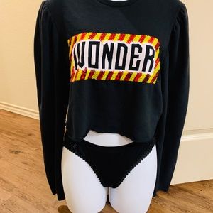 Zara Women’s Crop Top in Black and size-S